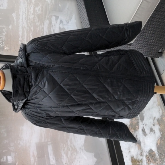 Guess Reversible Hooded Lightwear Jacket Size M - Picture 3 of 5